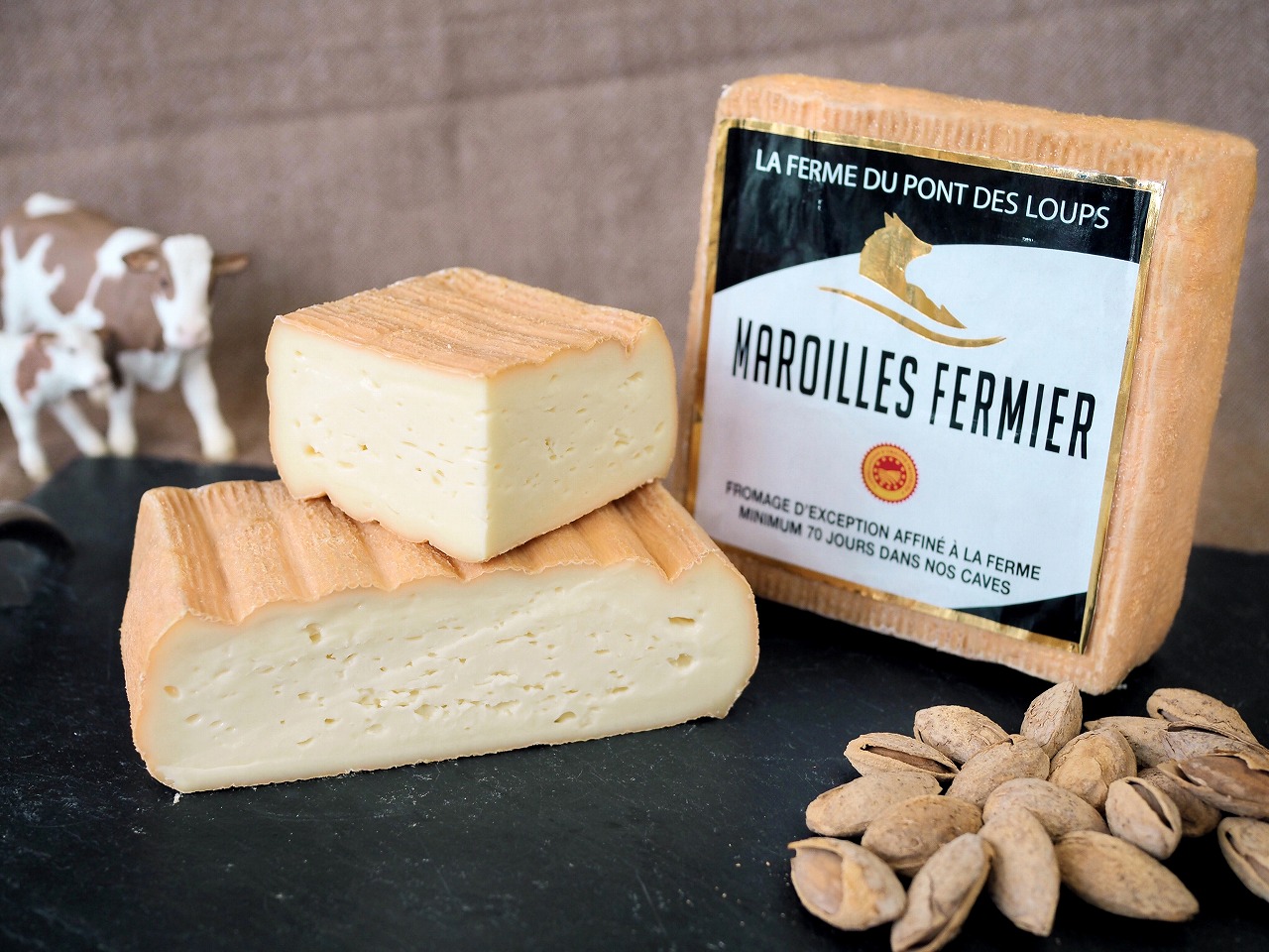 フランスチーズで最も香りが強いとも言われます